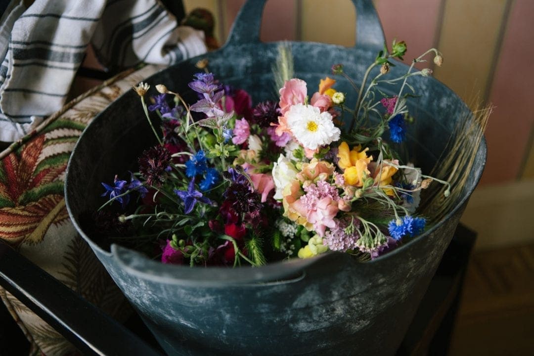 garden wildflowers at a wedding