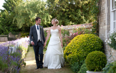 Rachel and Michael's Garden Wedding in Oxfordshire